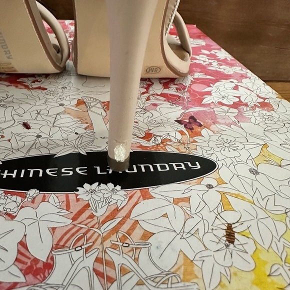 Chinese Laundry Jealous Sandal - Size 6 - Color: Sand - Picture 8 of 10